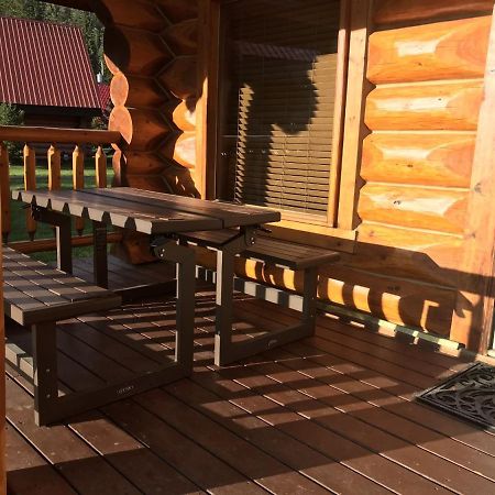 Yoho Chalets Villa Golden Exteriör bild