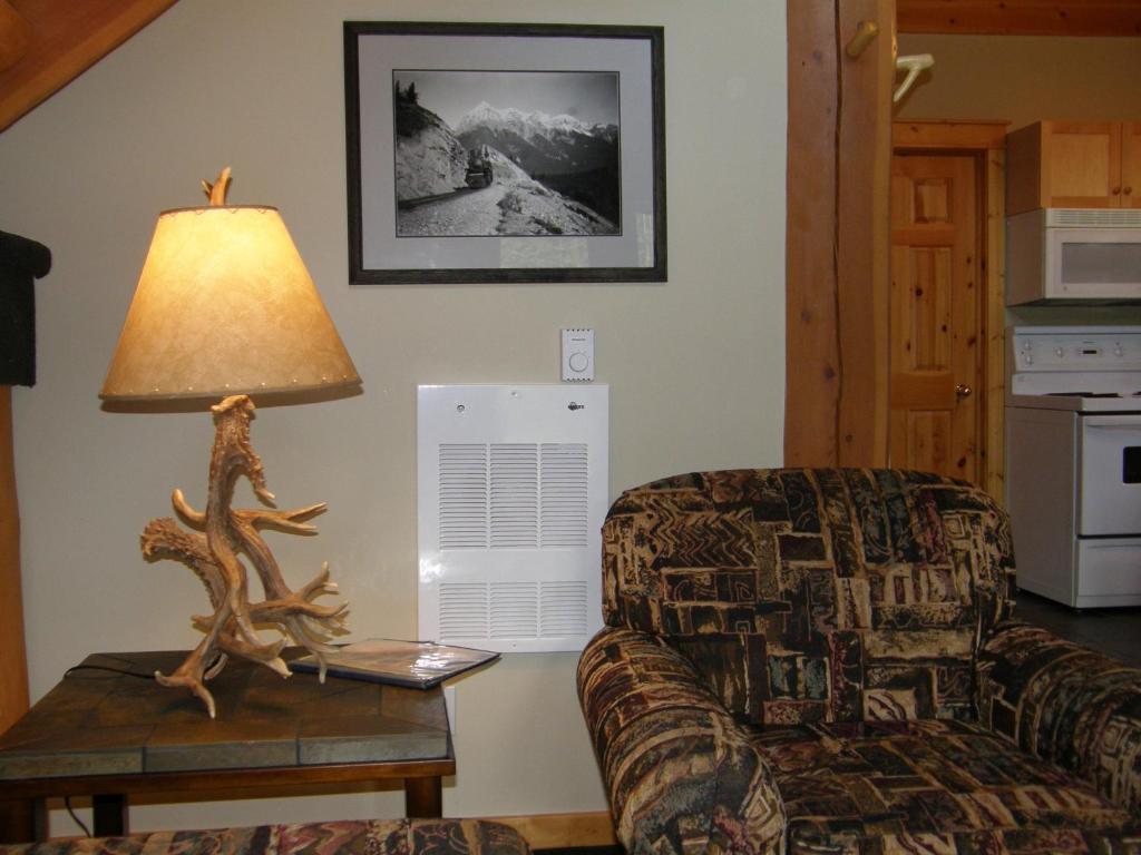 Yoho Chalets Villa Golden Rum bild
